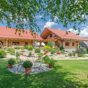 Heumann's Blockhäuser Am Wald Resort